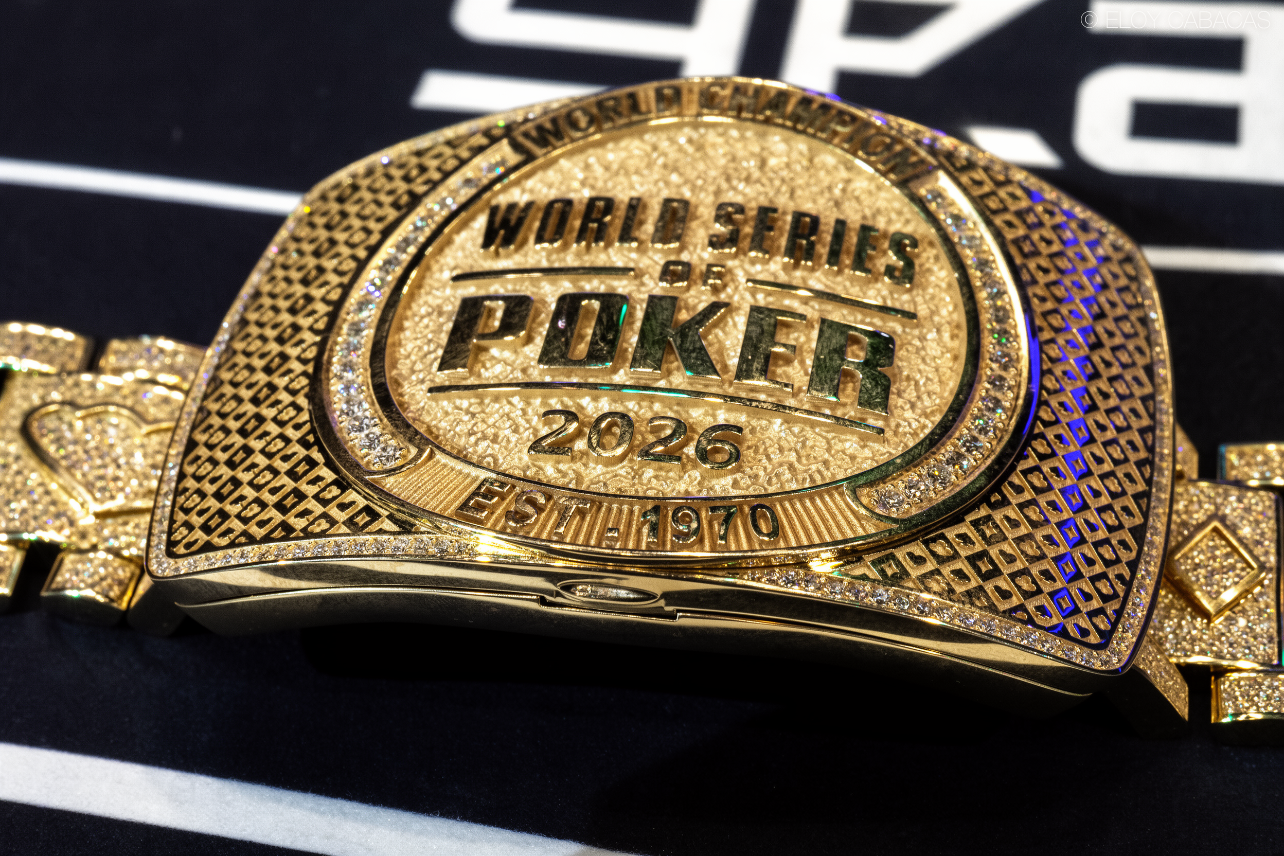 WSOP 主赛事首日淘汰战：六高底牌玩家豪赌全军覆没的心理博弈解析 - DG真人娱乐