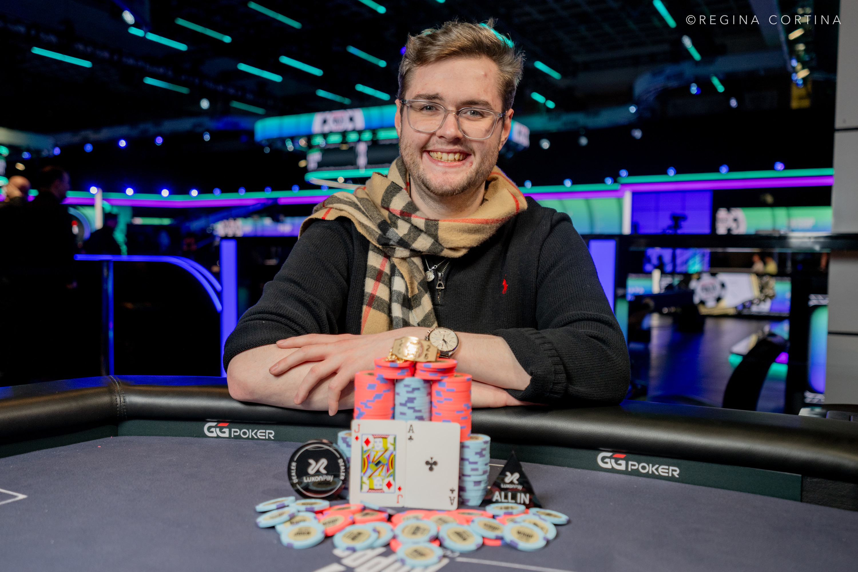 26岁新星登顶！Dwan斩获WSOP高额赛冠军背后的战术与心路 - DG百家乐